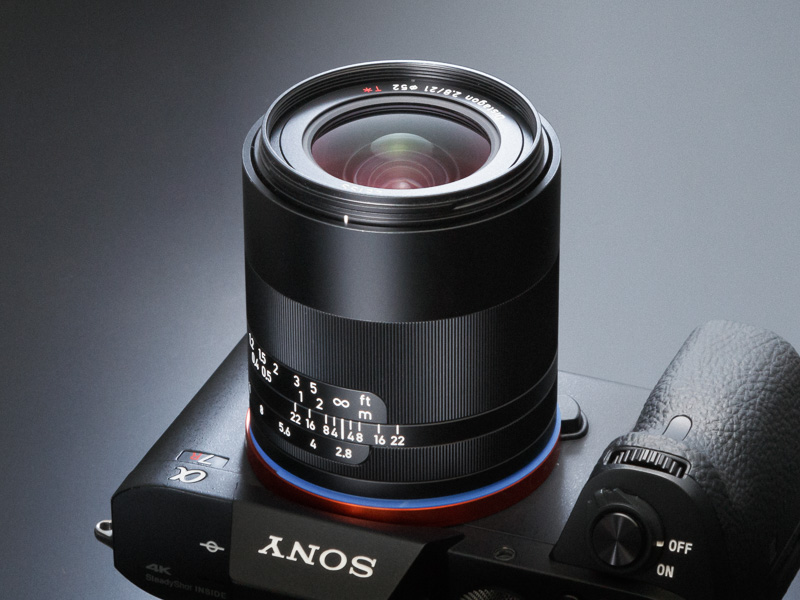 今回はソニーα7R IIで試用した。発売は1月。実勢価格は税込19万9,800円前後