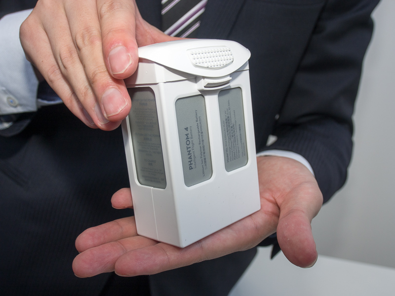 大型化したバッテリー