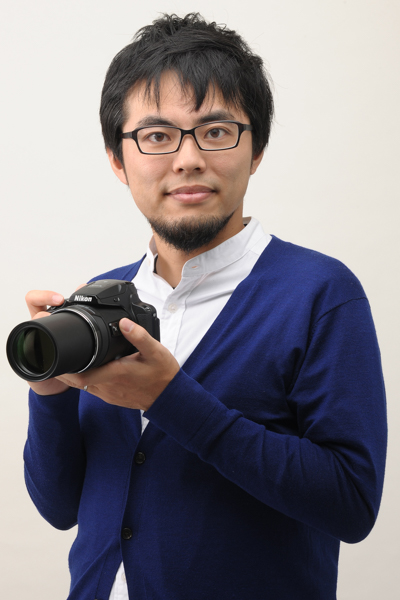 <strong class="">中原一雄（なかはらかずお）</strong>：1982年北海道生まれ。化学メーカー勤務を経て写真の道へ。バンタンデザイン研究所フォトグラフィ専攻卒業。広告写真撮影の傍ら写真ワークショップやセミナー講師として活動。写真情報サイト<a href="http://photo-studio9.com" class="n" target="_blank">studio9</a>代表。