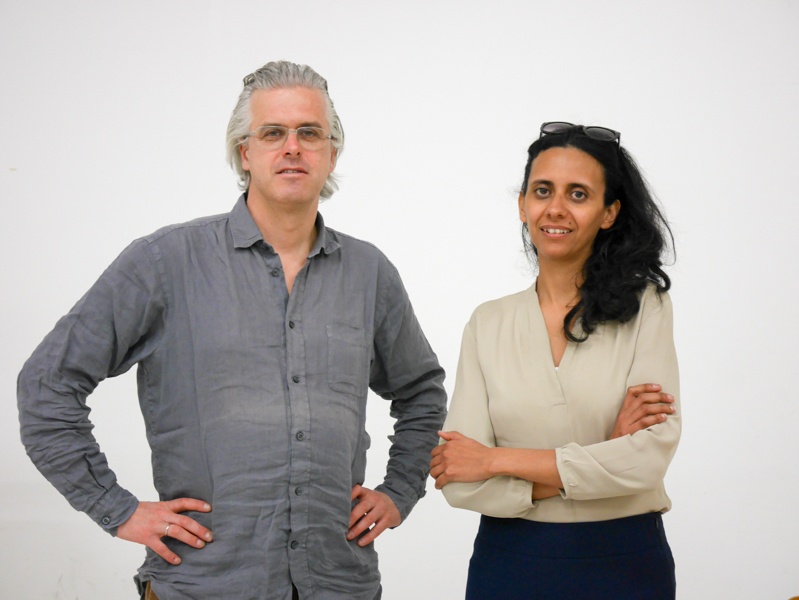 Lomography Society Internationalの創設者、Sally Bibawyさん（左）とMatthias Fieglさん（右）