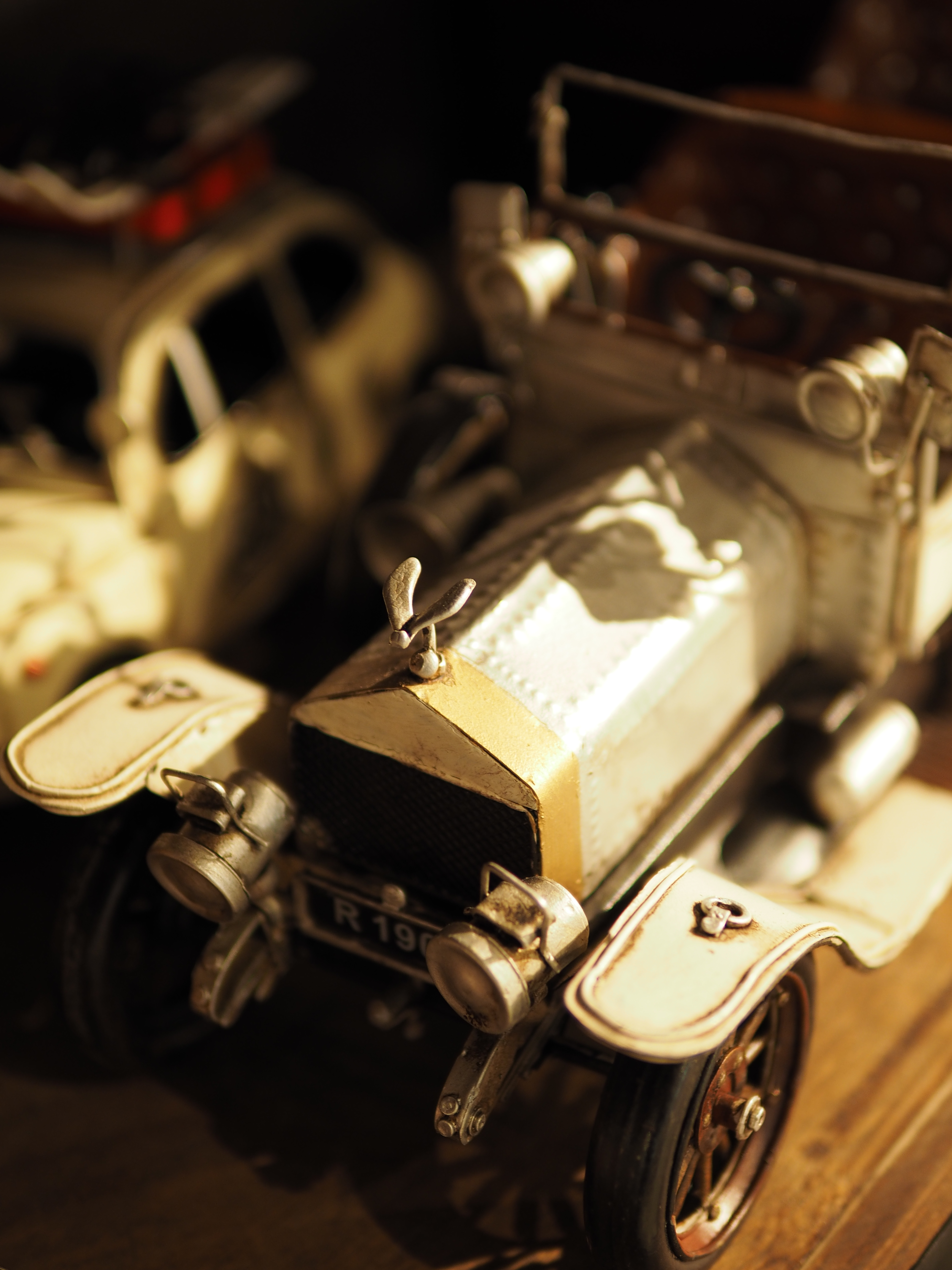 絞り開放・最短撮影距離（約30cm）で撮影。E-M1 / 1/13秒 / F1.4 / 0EV / ISO200 / 絞り優先AE / 30mm