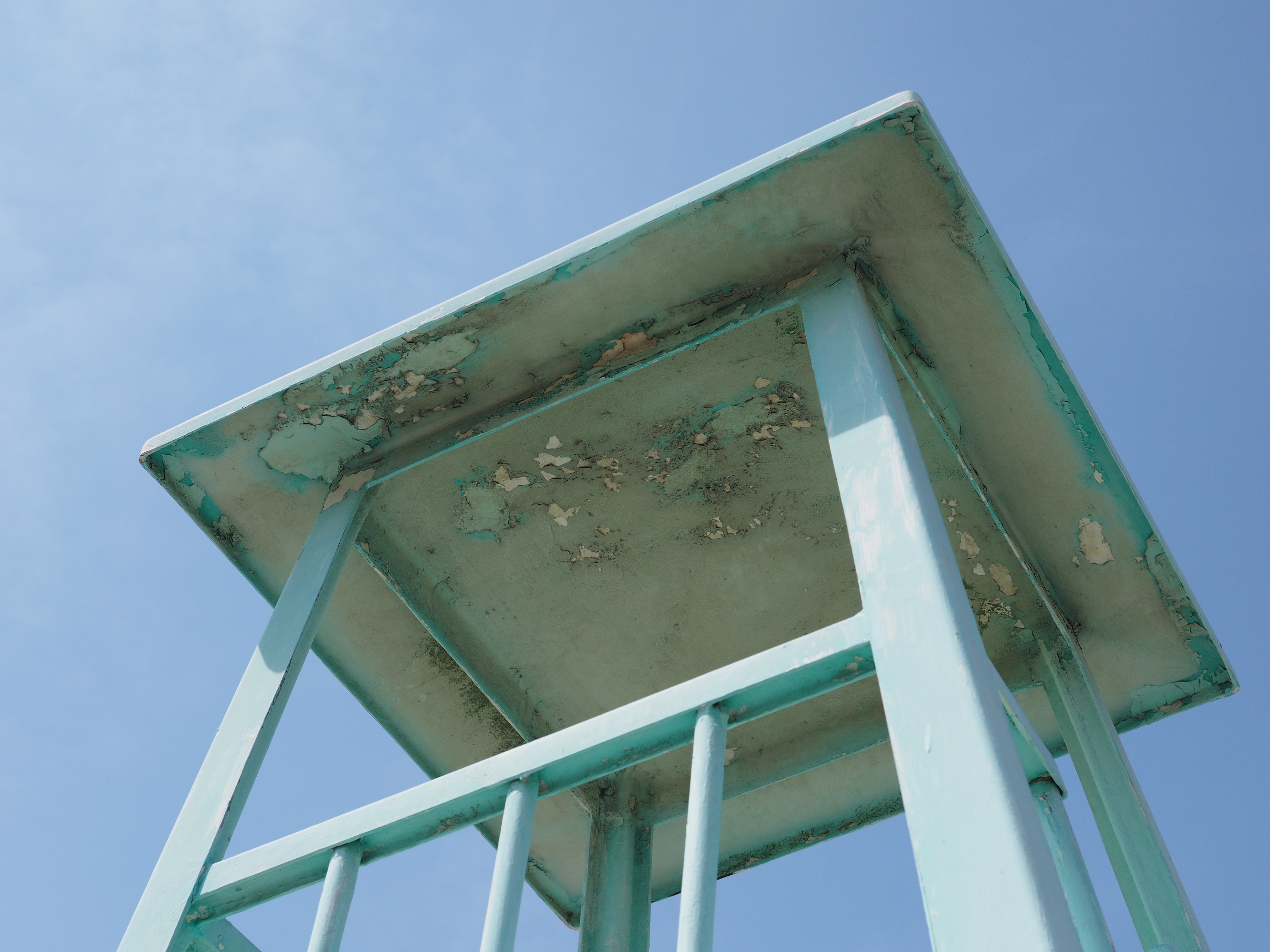 太陽が画面外にある逆光で撮影。E-M1 / 1/5,000秒 / F4 / 0EV / ISO200 / マニュアル / 30mm