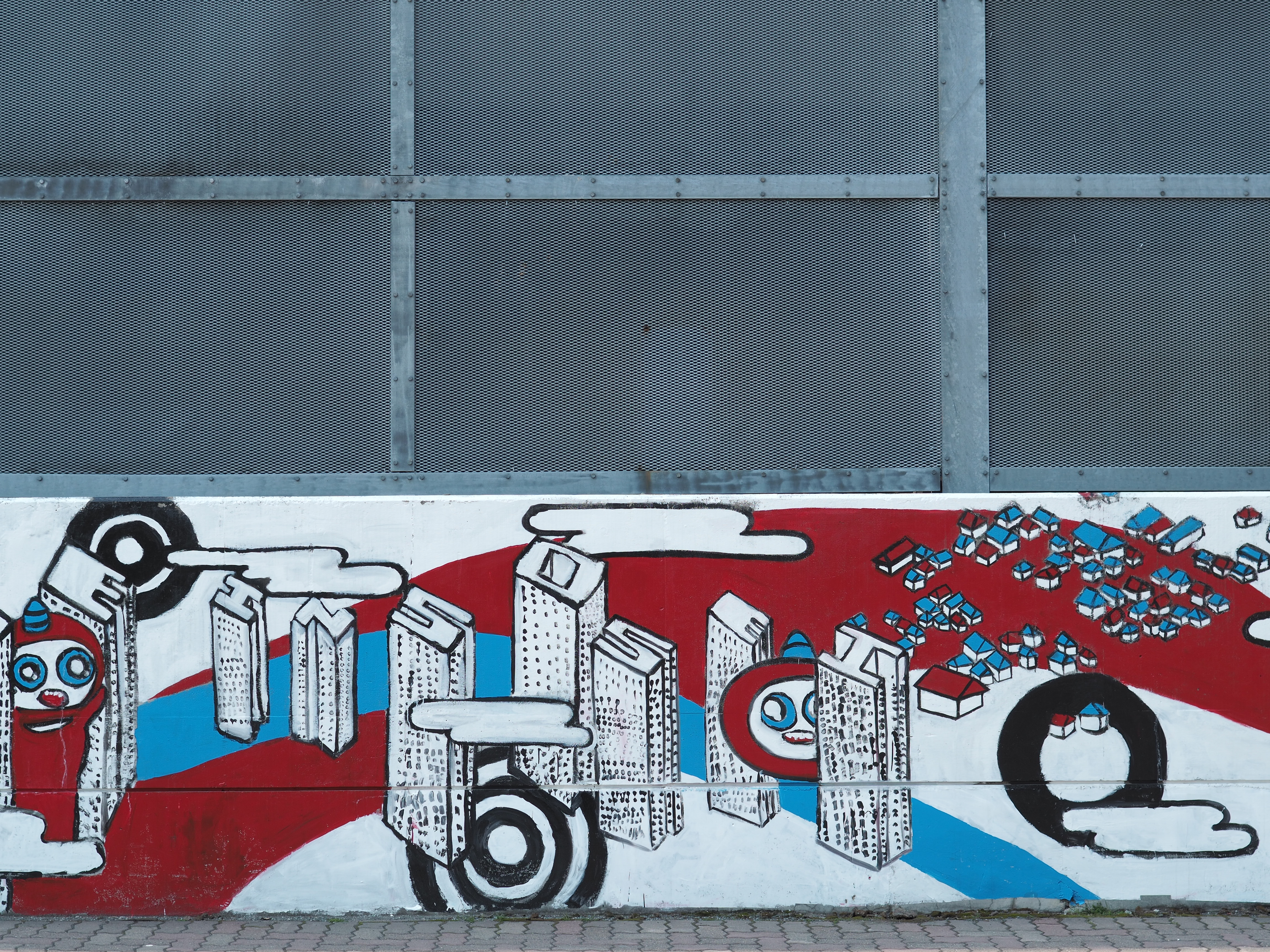 F4まで絞ると四隅には少しアマさが残るものの、それ以外はしっかりシャープ。マイクロフォーサーズユーザーなら買って損はしない写りだと思う。E-M5 Mark II / SIGMA 30mm F1.4 DC DN / 1/400秒 / F4 / ±0EV / ISO100 / 絞り優先 / 30mm