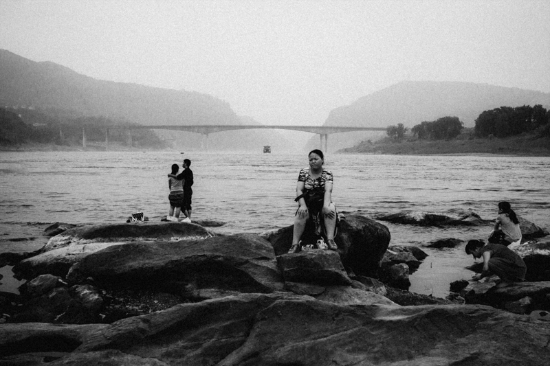 宛超凡「水辺にて」より