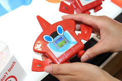 クリスマスおもちゃ見本市 タカラトミーの新作おもちゃに注目 Game Watch