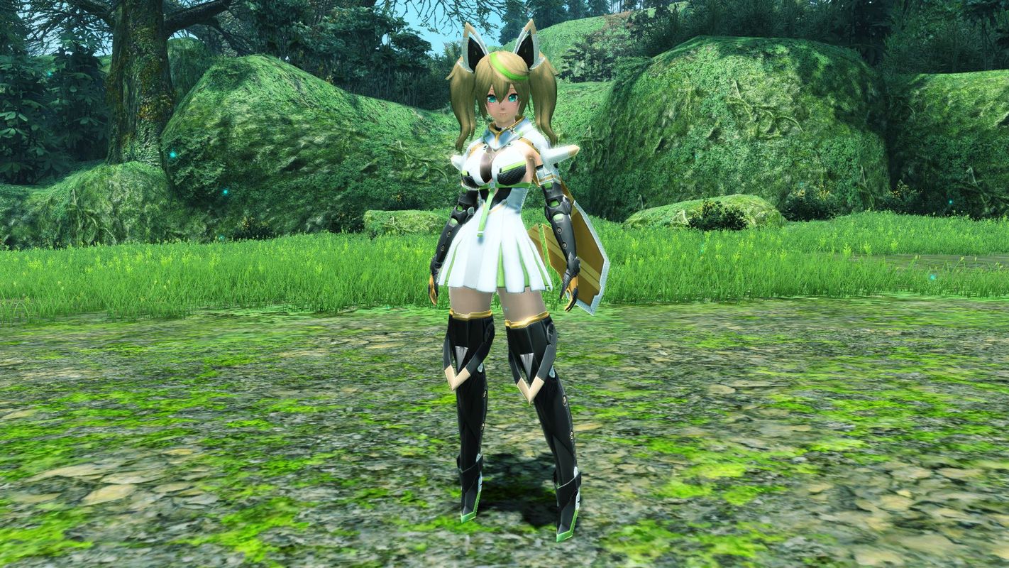 ゴシックメイドドレス:貴族気分を味わいたい人向けのお店の制服