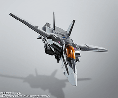 あれは死神!？ マクロス35周年記念メッサーカラーの「VF-1S」 - GAME Watch