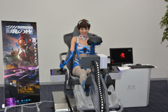 「LCL注水」、「A10神経接続」、エヴァに乗り、発進シークエンスを体験！ - GAME Watch