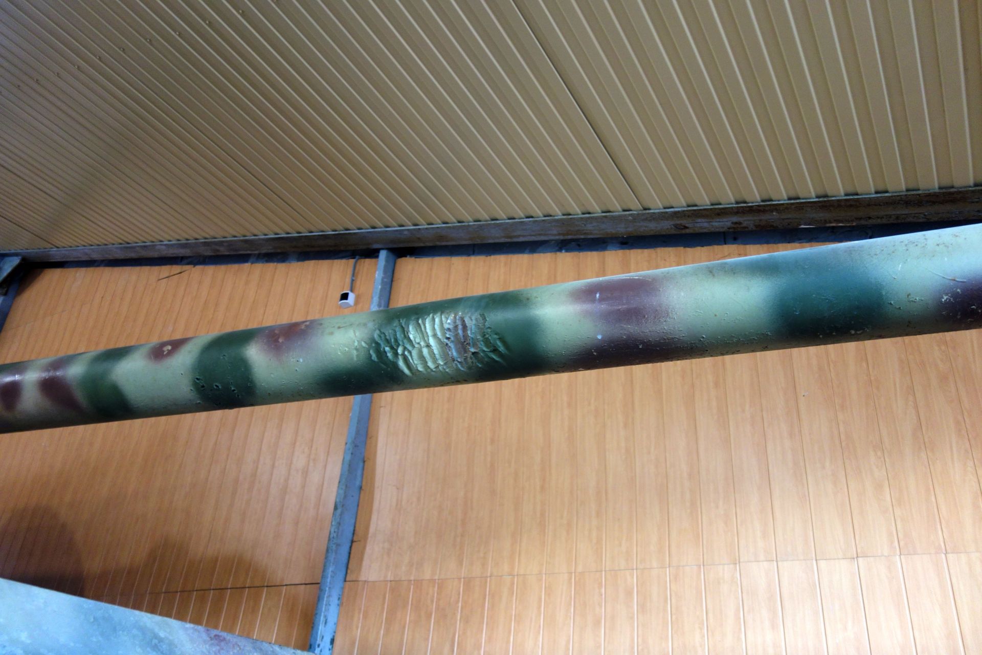 主砲はどの時点が不明だが損傷している