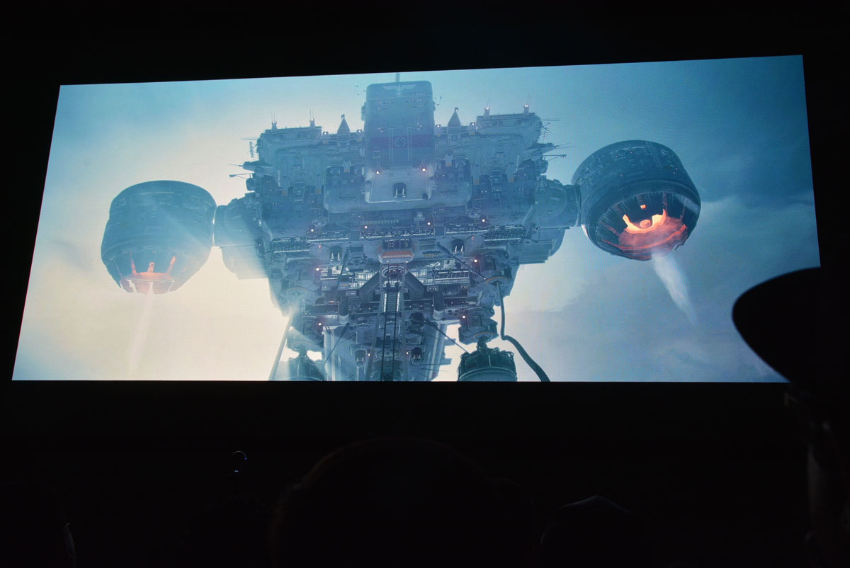 目覚め、戦うブラスコヴィッチ。ストーリーが気になる