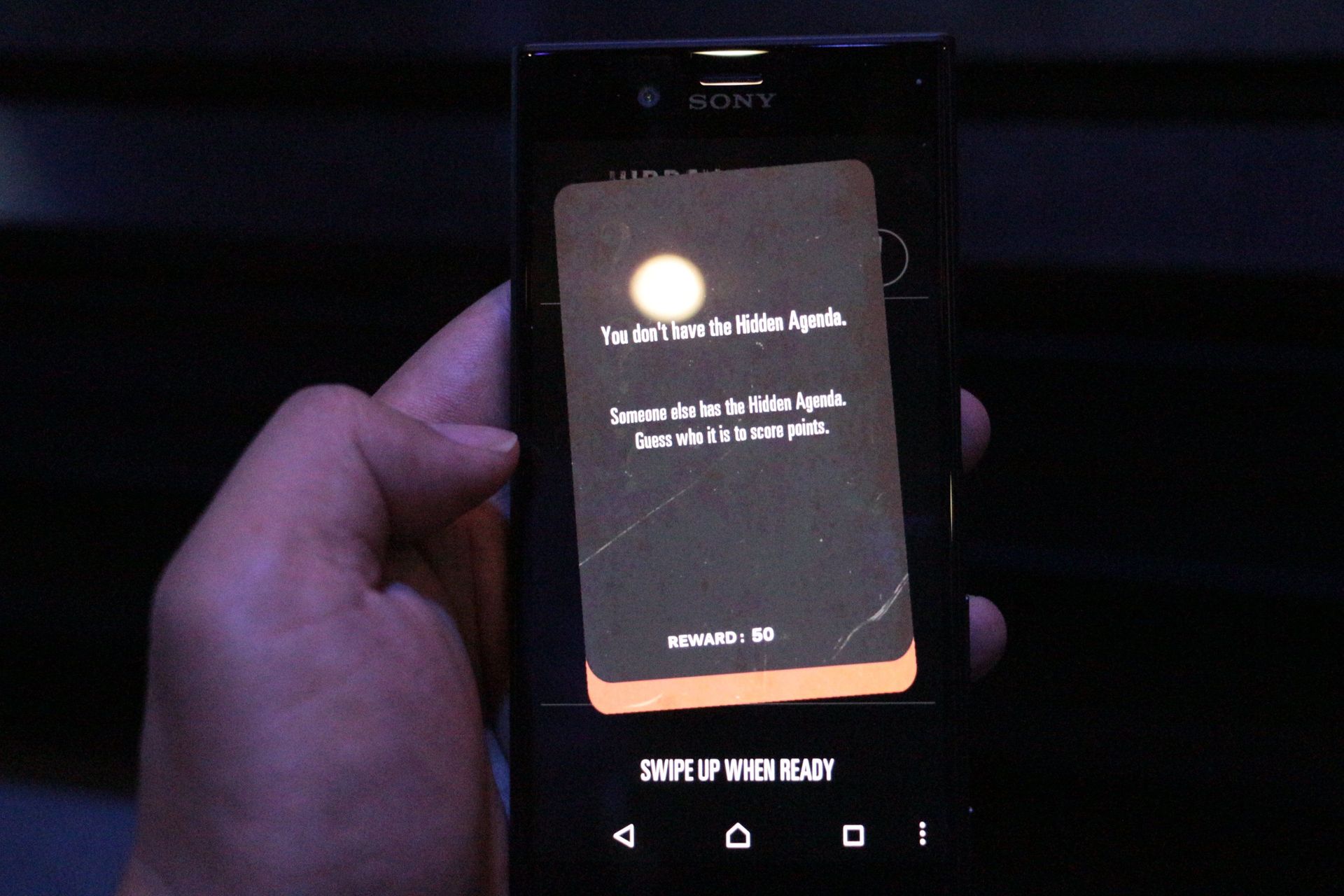 女性検事パートは、最初に1人に秘密の課題が与えられる。筆者は外れで、自分以外の誰かに与えられたことになる。正直、ストーリーを理解するのに精一杯で、誰かまでかはわからなかったが、おもしろい試みだ