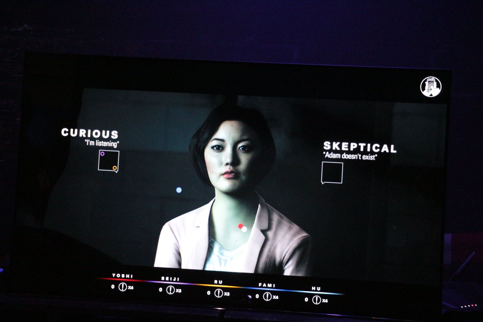 女性検事パートは、最初に1人に秘密の課題が与えられる。筆者は外れで、自分以外の誰かに与えられたことになる。正直、ストーリーを理解するのに精一杯で、誰かまでかはわからなかったが、おもしろい試みだ