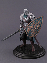 ダークソウル」シリーズの「アルトリウス」などのフィギュアが