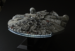 スター・ウォーズ」の「ミレニアム・ファルコン」、1/72の「PG