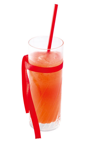 <strong class="em ">亜双義の熱血スイカジュース</strong>/750円（税込）/（ソフトドリンク：スイカピューレ・ジンジャーエール）