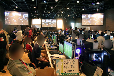 特別企画】大規模LANパーティ「C4 LAN 2017」を無事故で支えてい 特別企画】大規模LANパーティ「C4 LAN 2017」を無事故で支えてい