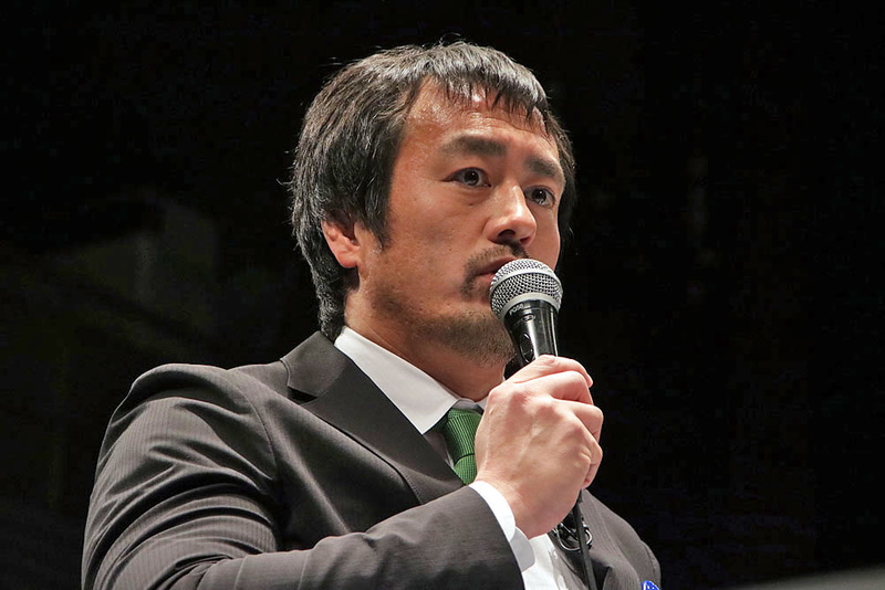 試合終わりに「たのもう！」と乱入した田口隆祐選手。「テレビ番組内で対戦させろ」と挑戦！