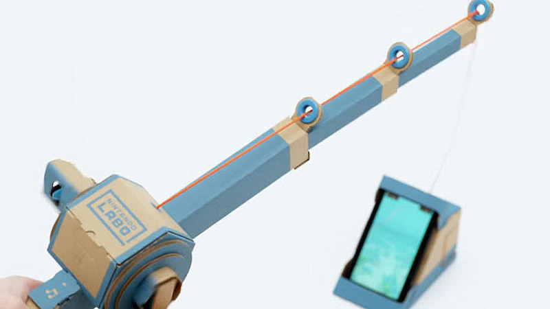 写真のように、Nintendo Switchとキットを組上げてゲームを楽しむ