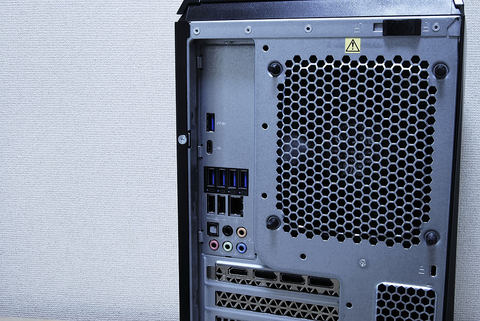 レノボ、ゲーミングPC「Lenovo Legion Y720 Tower」＋液晶モニター