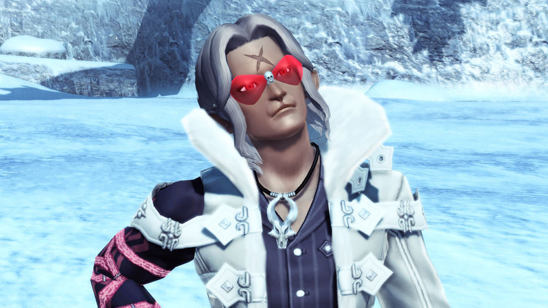 タイラーのペンダント/サングラス