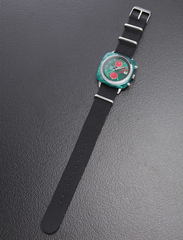 劇場映画公開記念「仮面ライダーアマゾンズ」の新商品を発売決定