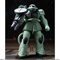 ガンダム」と「量産型ザク」の大型ソフビが登場！「指揮官用ザク