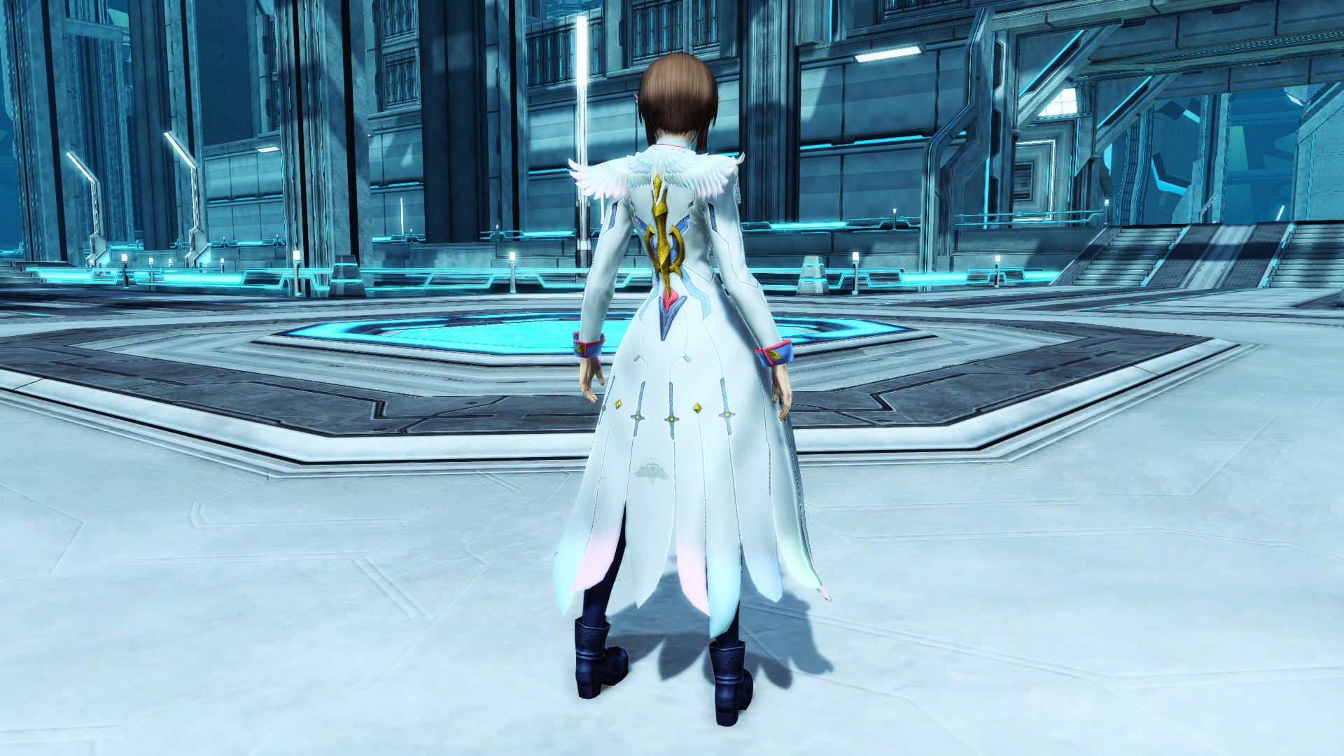 輝く翼をあしらった誇り高き戦闘服。悪に屈さぬ高潔な魂を胸に抱き戦うその姿、まさにエレガント！