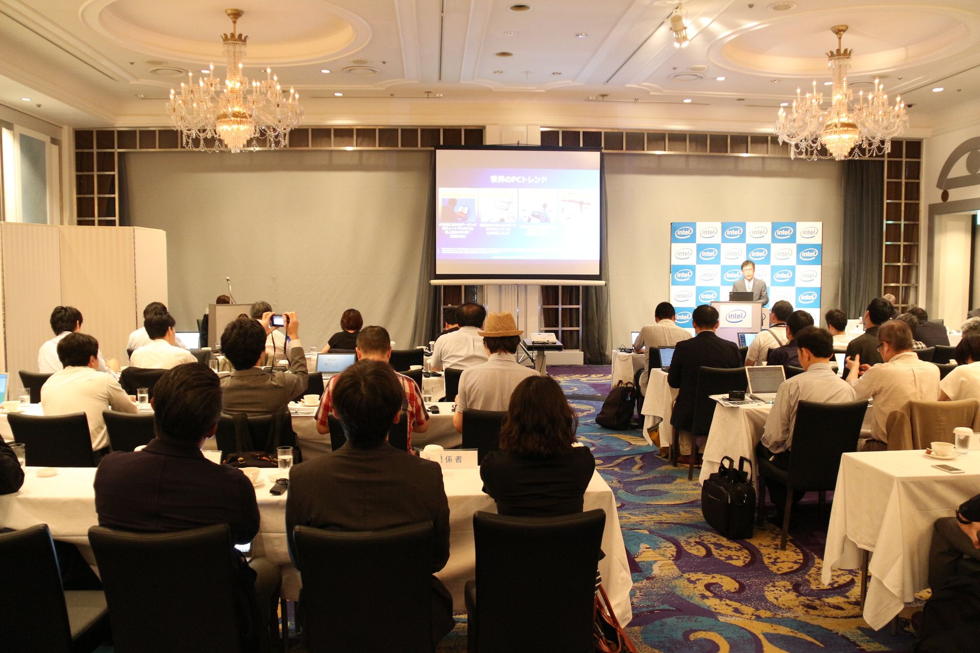 インテル代表取締役社長のスコット・オーバーソン氏