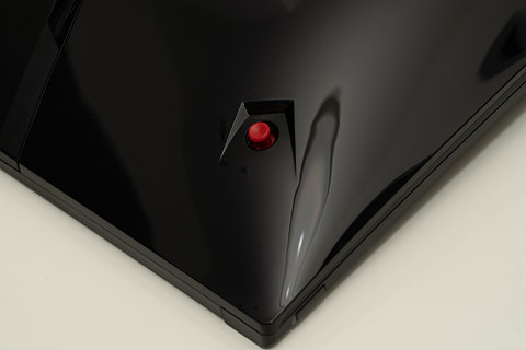 特別企画】MSI「OPTIX MPG27CQ」は作品世界を最大限に楽しめる27型曲面 特別企画】MSI「OPTIX MPG27CQ」は作品世界を最大限に楽しめる27型曲面