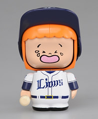 25年ぶりに復活！当時のユニフォームを再現した「プロ野球人形