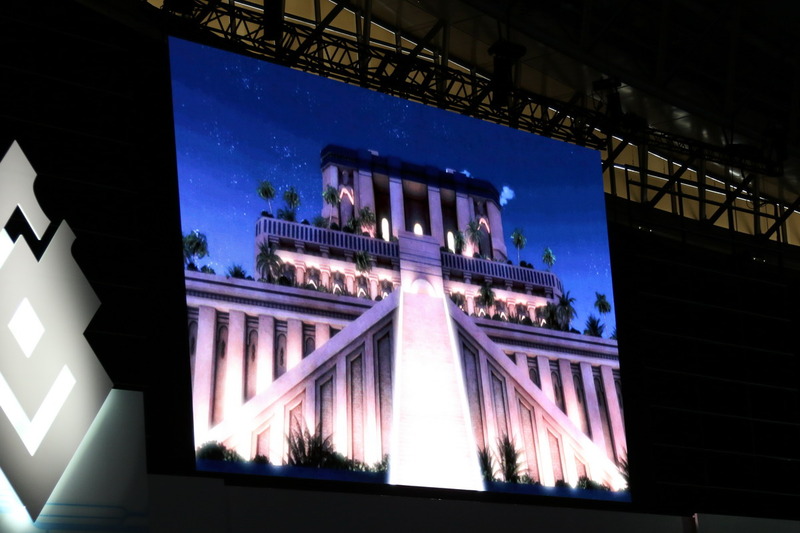 会場内のフードコートで提供されたメニュー