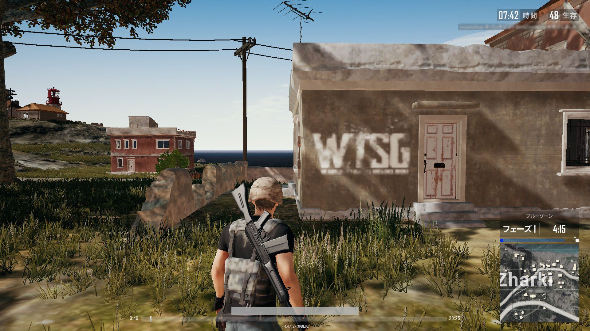 最低画質（左）と、最低画質にアンチエイリアスを付与したもの（右）。ウルトラや画質優先と比較してかなり簡素なグラフィックスとなっている。右はジャギーが減ったことにより視認性が大幅によくなっている。しかも軽い。オススメの設定だ