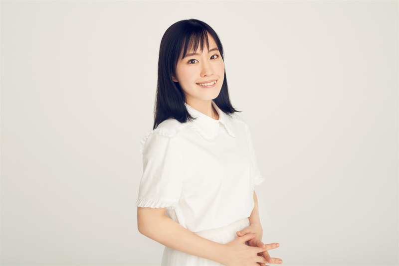 「アリカ」のボイスを担当する声優の鈴木みのりさん