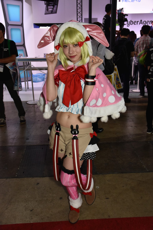 キャラクターイメージでポージング。これをやってくれた人は意外と少なかった