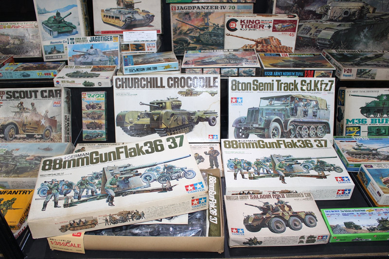 展示されたカテゴリーの中でも数が多く、人気があったことがうかがえる戦車のモデル。タミヤの1/35シリーズを中心に、各国の戦車がモデル化されているが、日本の戦車は不思議と少ない。セダによっては懐かしい、リモコンで操作するモデルも