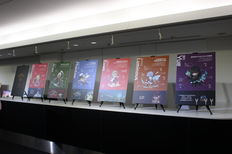 ゲーム内アイテムが手に入る「リアルガチャ」コーナーは大人気