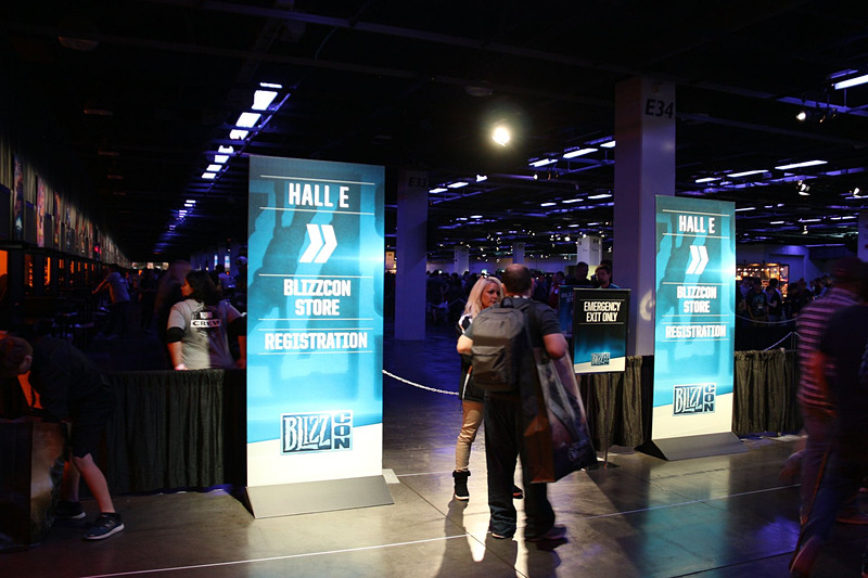 前日のストアに数千人が列を作る。その規模の大きさには毎年驚かされる