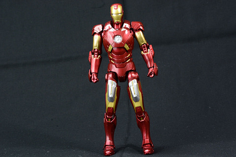 魂レビュー】「S.H.Figuarts アイアンマン マーク7」レビュー