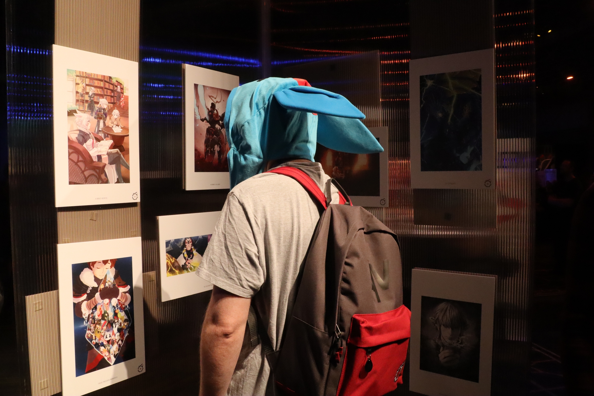 参加者には投票用紙が配られており、吟味して投票していた