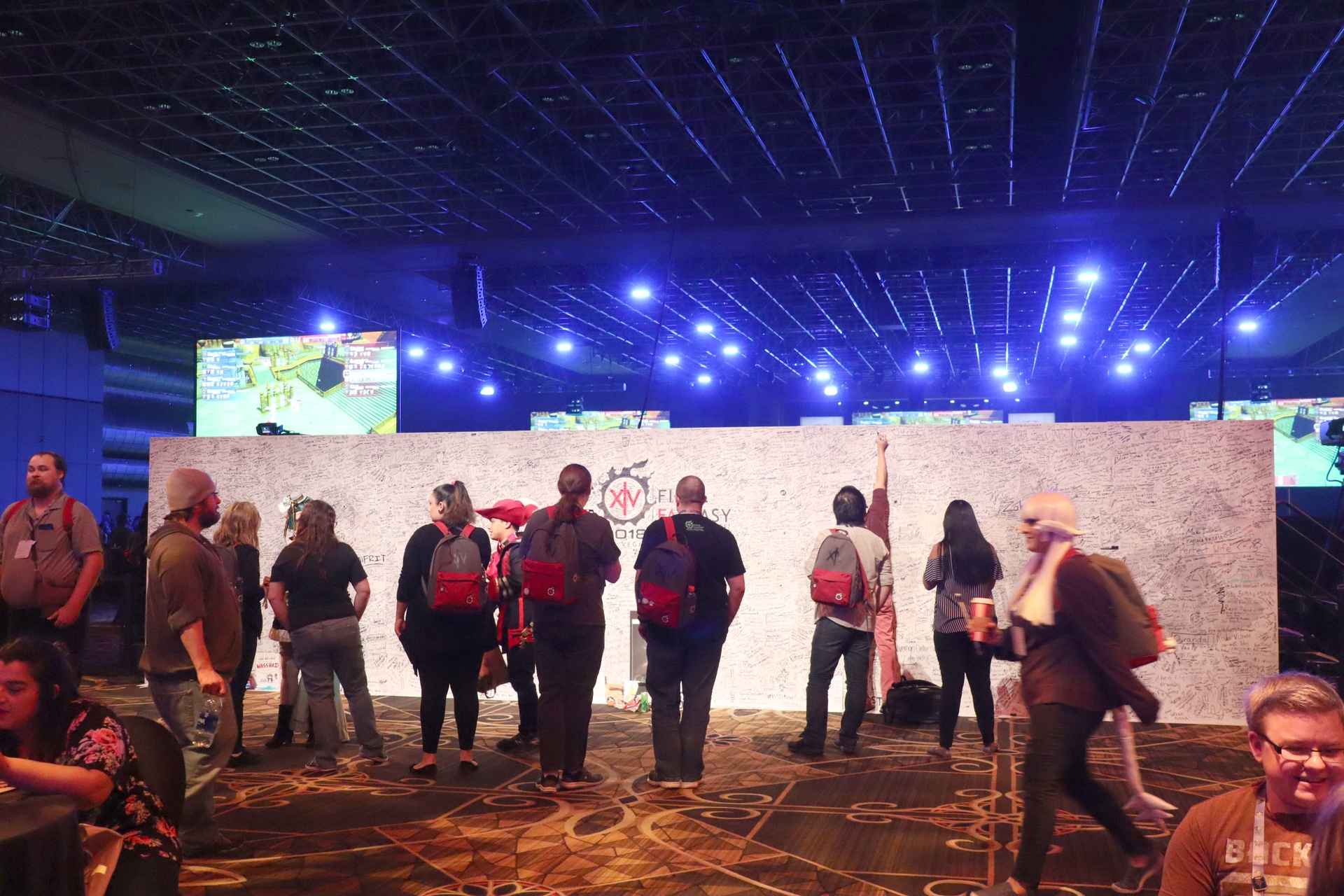 あっという間に文字で埋まったシグニチャボード