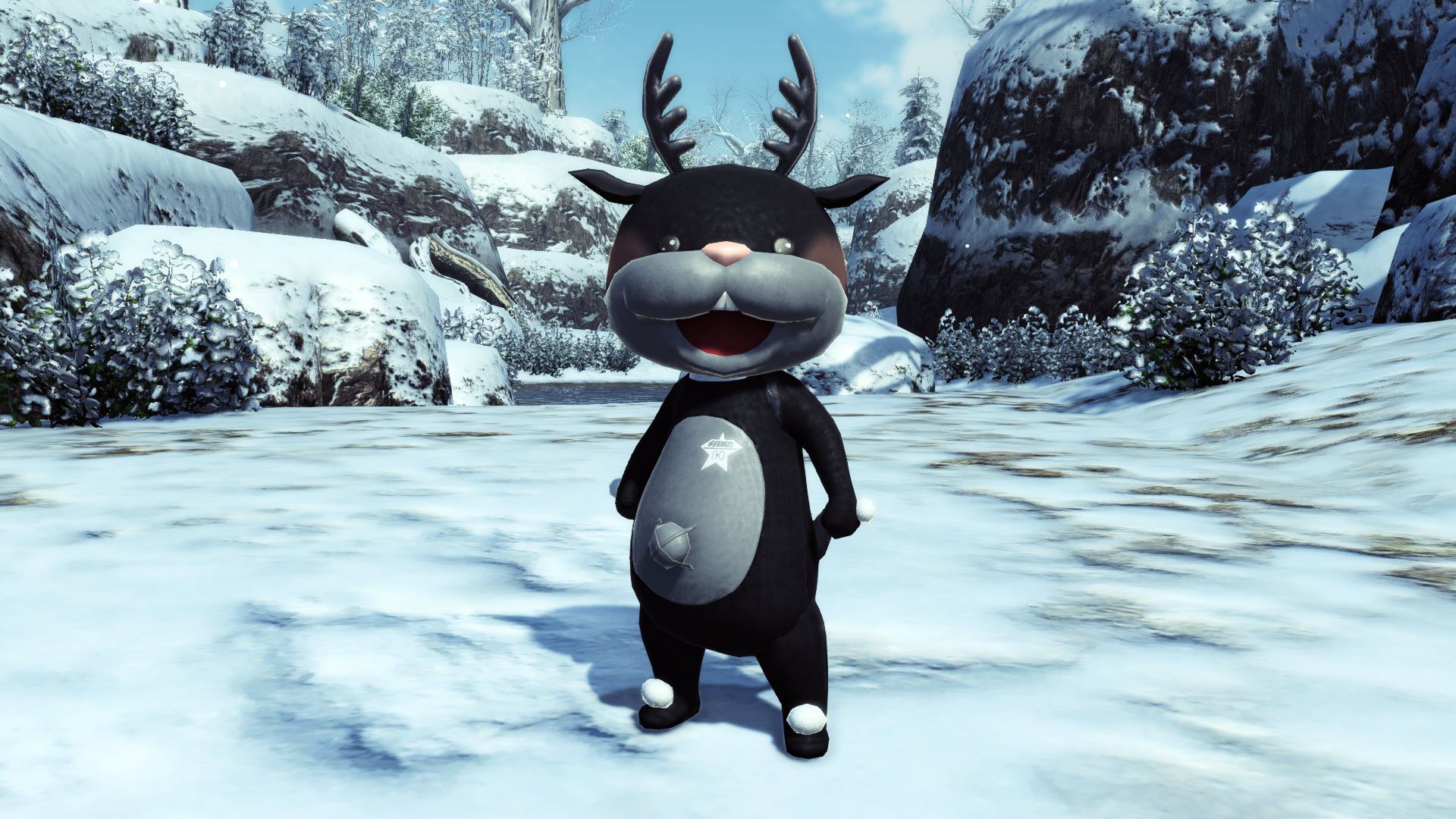 真っ赤なお鼻よりもおなかの出べそがカワイイと評判のトナカイ着ぐるみ。いつもみんなの人気者