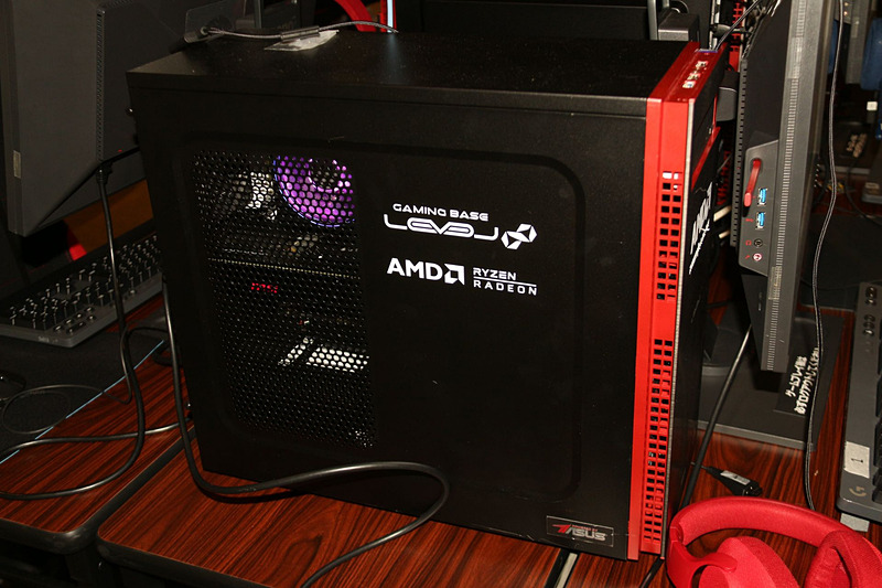 レベル∞のゲーミングPCは、PJSおよびPWIで使われたものを神戸に持ち込んでいる