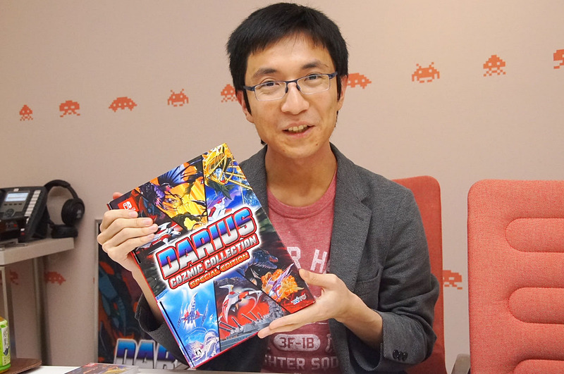 特装版のパッケージはかなりのビッグサイズ！