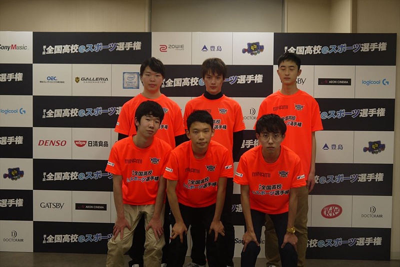 試合後、インタビューに応じてくれた選手たち。疲れた表情を見せることもあったが、どのチームも笑顔を見せてくれた。