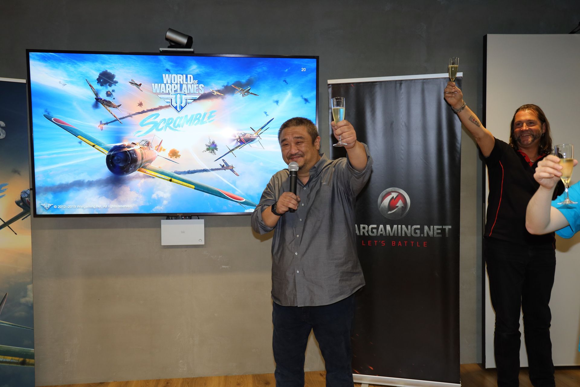 乾杯の音頭を取ったのはWargaming.net Singaporeのゼネラルマネージャーのジュンウォン・ハン氏。かつて韓国に「Starcraft」を導入した韓国ゲーム界のレジェンドだ
