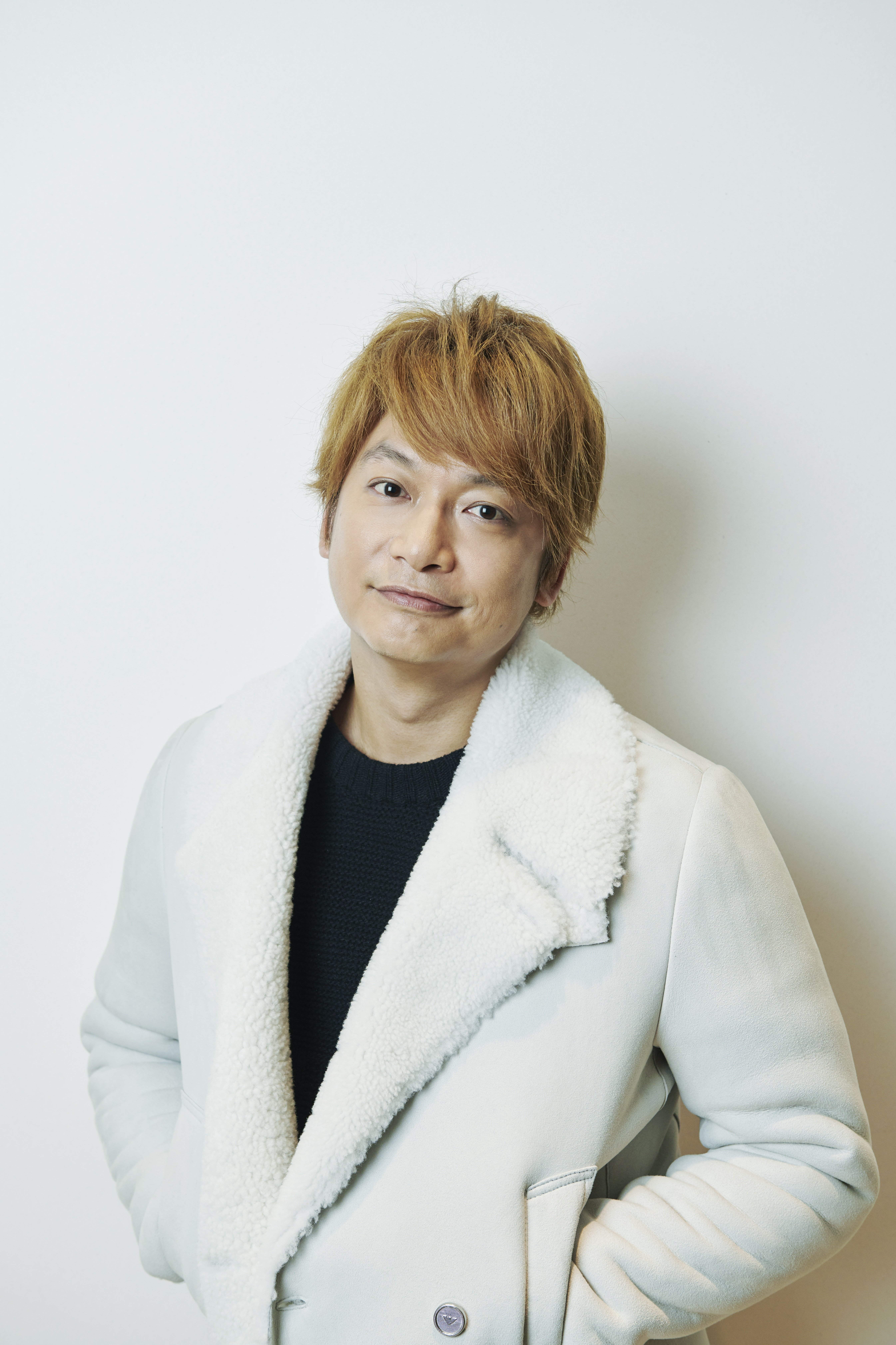 ひとつひとつの歌詞のワードが勇気をもらえる。明日に向かっての一歩を踏み出す勇気をくれる曲です。ドラゴンクエストのキャラクターがいっぱい登場して踊っています。ダンスにも注目してください