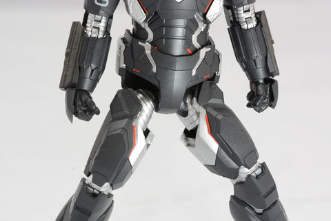 魂レビュー】アイアンマンとは一味違う重武装！ 「S.H.Figuarts ウォー