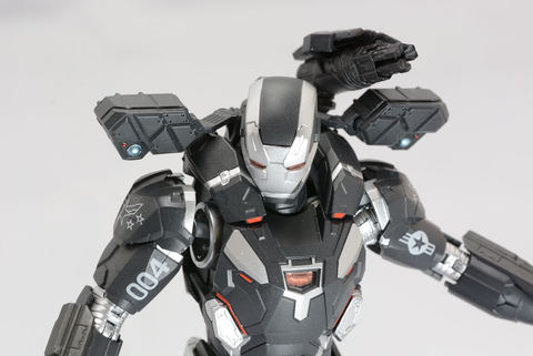 魂レビュー】アイアンマンとは一味違う重武装！ 「S.H.Figuarts ウォー