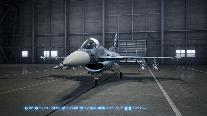 解像度「HIGH」での描写。光の当たり方なども計算されており、影に入っている車輪が暗く描かれている