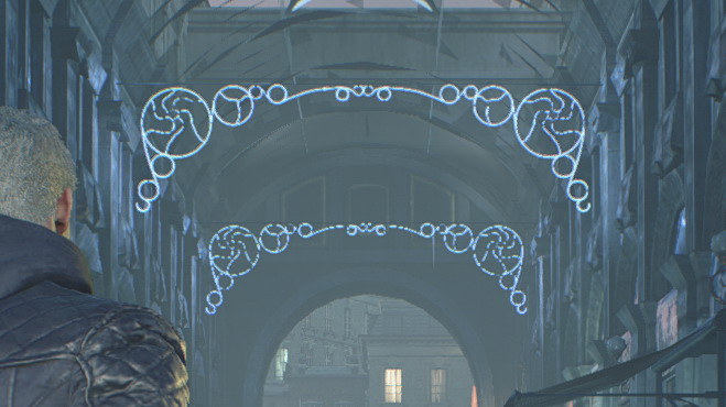 こちらは低画質。モール部分の光り具合が違う